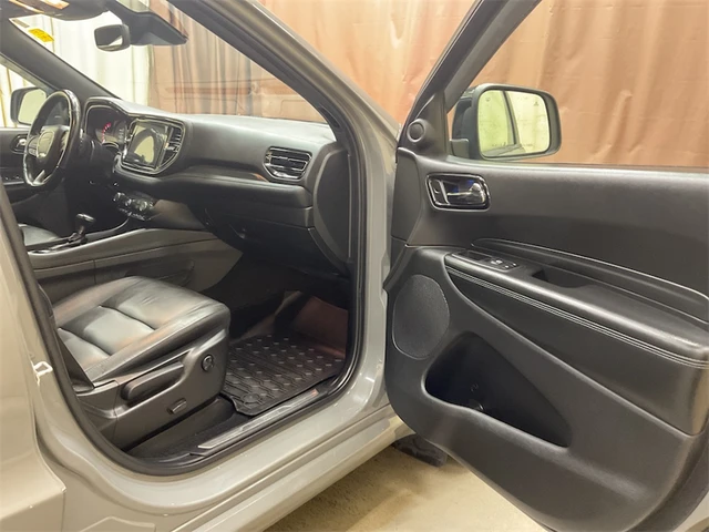 2022 Dodge Durango GT, šedá, 42 877 km, dovoz Kanada — foto 14 z 20