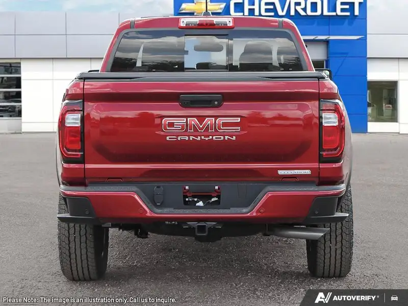 2026 GMC Canyon Elevation, červená, 14 km, dovoz Kanada — foto 5 z 12