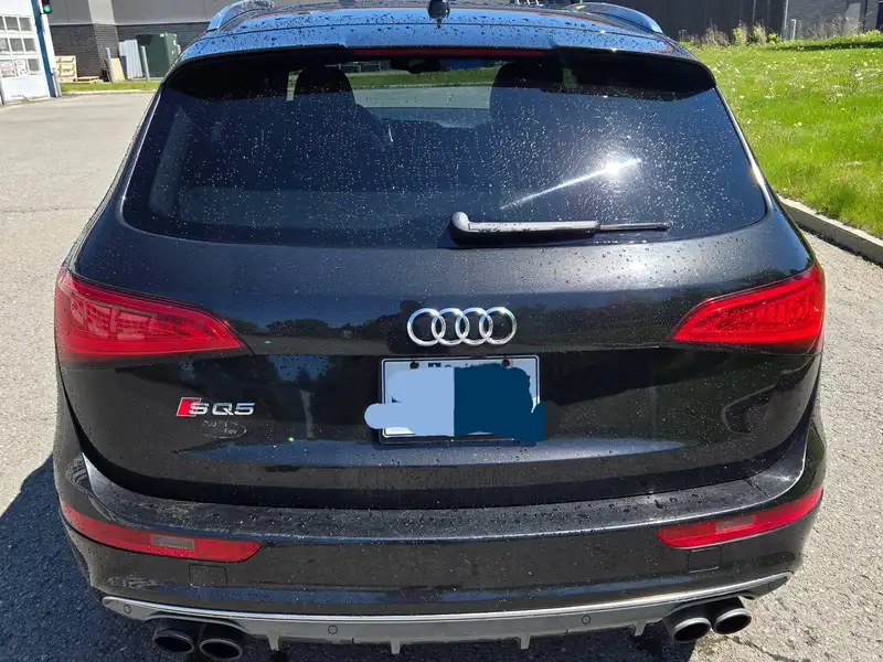 2014 Audi SQ5 Technik, černá, 130 000 km, dovoz Kanada — foto 2 z 12