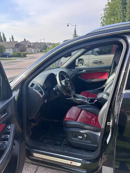 2015 Audi SQ5 Progressiv, černá, 139 900 km, dovoz Kanada — foto 7 z 10