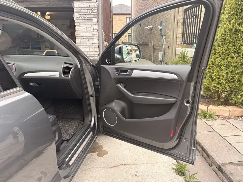 2015 Audi SQ5 Technik, 161 000 km, dovoz Kanada — foto 3 z 11