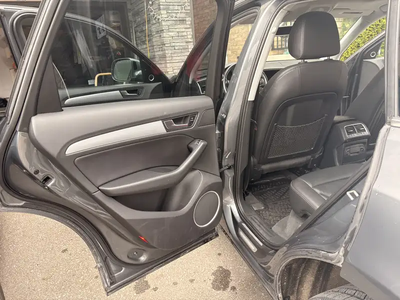 2015 Audi SQ5 Technik, 161 000 km, dovoz Kanada — foto 7 z 11