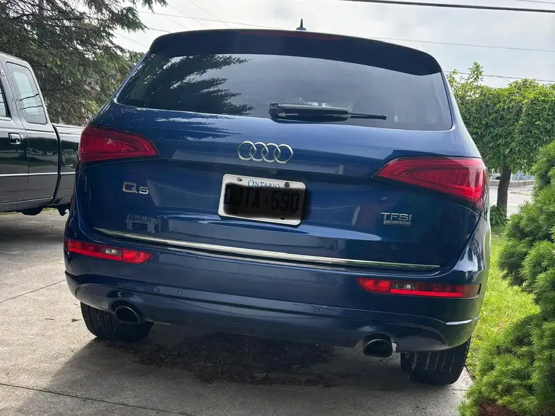 2015 Audi SQ5 Technik, modrá, 173 333 km, dovoz Kanada — foto 2 z 11