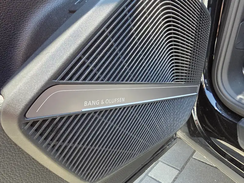 2022 Audi SQ5 Technik - Dynamic PKG, 49 500 km, dovoz Kanada — foto 11 z 12