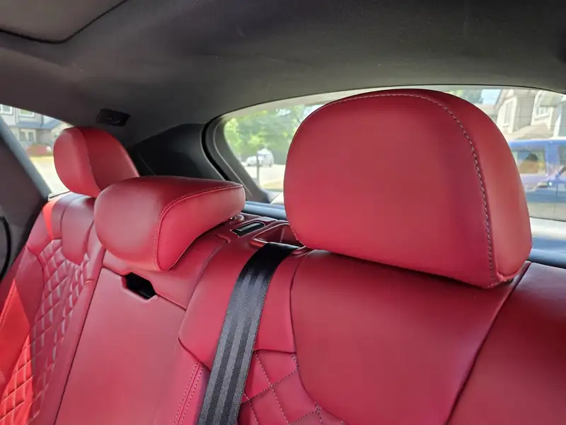 2022 Audi SQ5 Technik - Dynamic PKG, 49 500 km, dovoz Kanada — foto 9 z 12