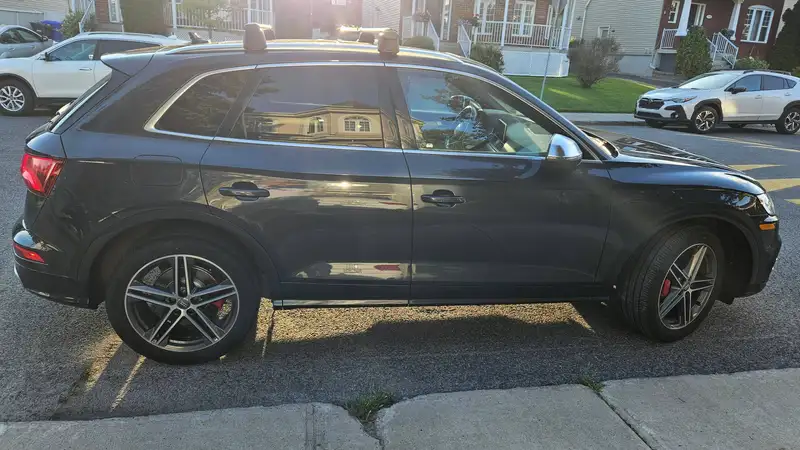 2019 Audi SQ5 Progressiv, modrá, 71 000 km, dovoz Kanada — foto 3 z 8