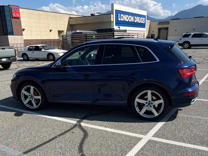 2019 Audi SQ5 Technik, modrá, 106 000 km, dovoz Kanada — foto 2 z 12
