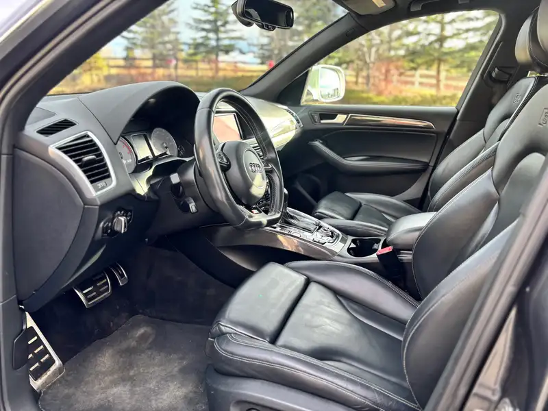 2015 Audi SQ5 Progressiv, šedá, 241 000 km, dovoz Kanada — foto 4 z 12