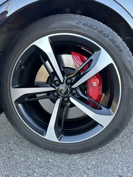 2020 Audi SQ7, černá, 93 300 km, dovoz Kanada — foto 6 z 12