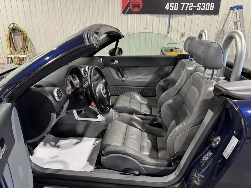 2004 Audi TT Convertible, 162 290 km, dovoz Kanada — foto 6 z 9