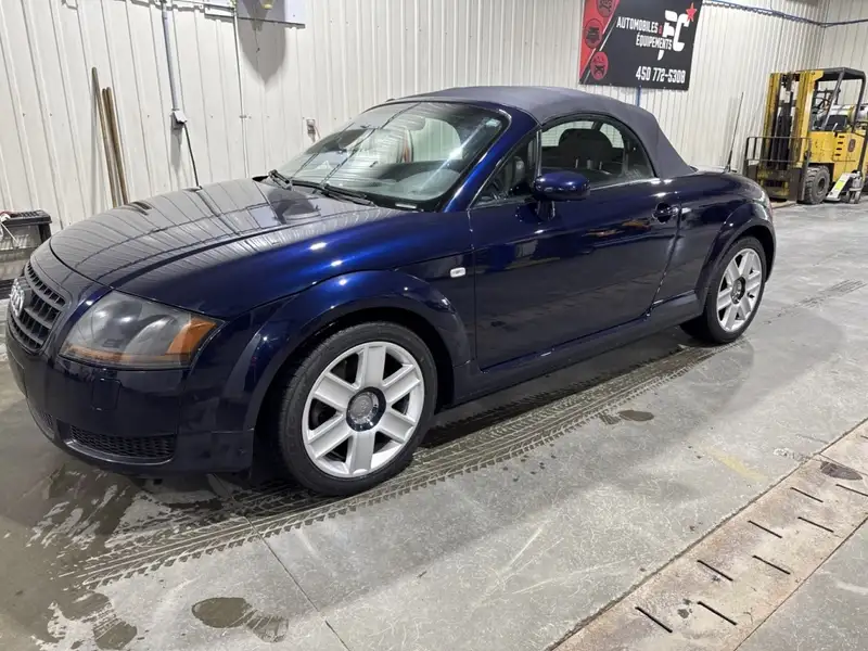 2004 Audi TT Convertible, 162 290 km, dovoz Kanada — foto 9 z 9