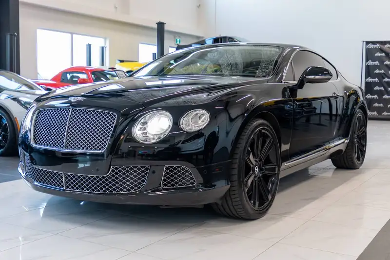 2012 Bentley Continental 2dr Cpe, černá, 61 148 km, dovoz Kanada — foto 3 z 12