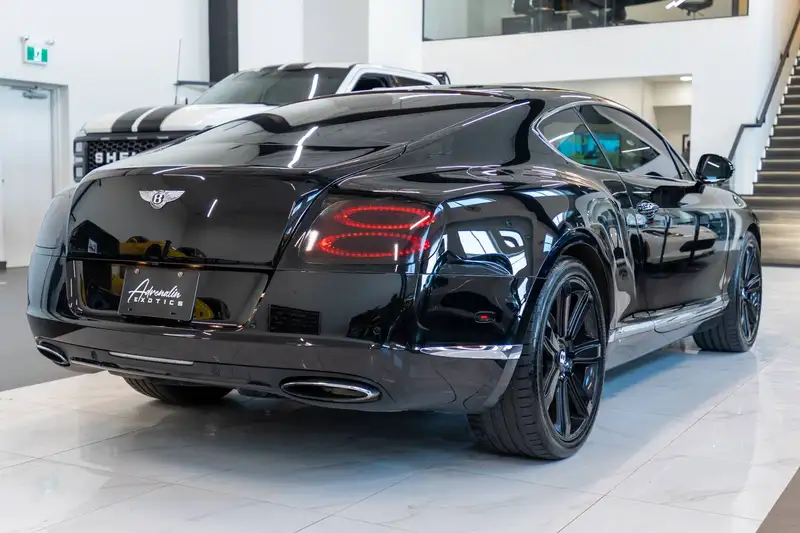 2012 Bentley Continental 2dr Cpe, černá, 61 148 km, dovoz Kanada — foto 7 z 12