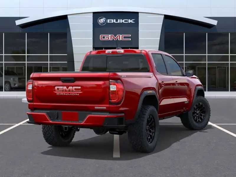 2026 GMC Canyon Elevation, červená, 29 km, dovoz Kanada — foto 4 z 6
