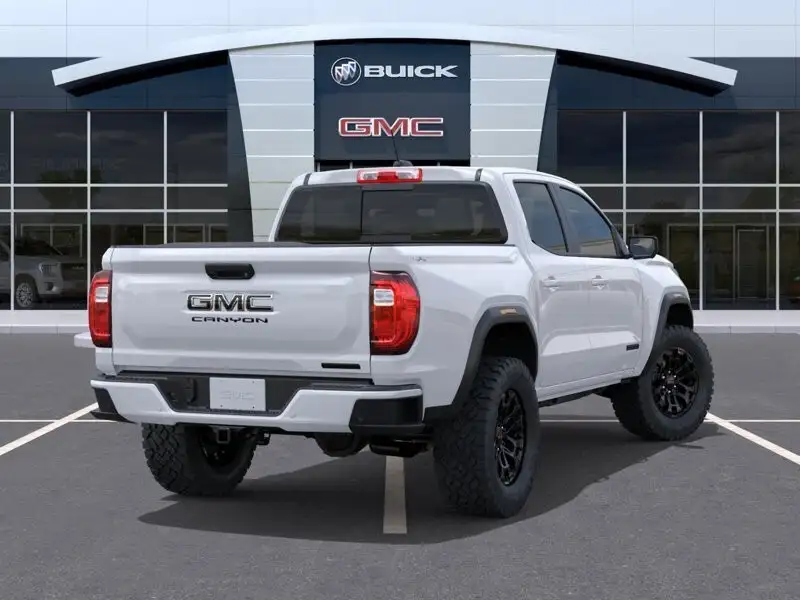 2026 GMC Canyon Elevation, bílá, 52 km, dovoz Kanada — foto 4 z 6