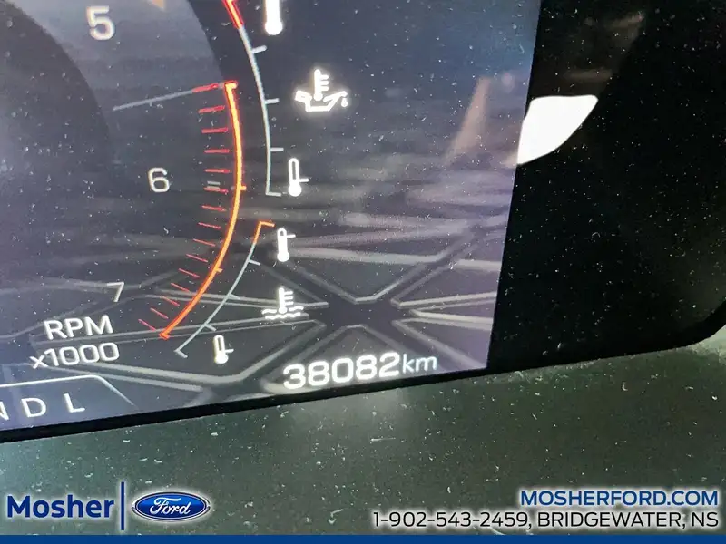 2023 GMC Canyon Elevation, černá, 38 123 km, dovoz Kanada — foto 11 z 12