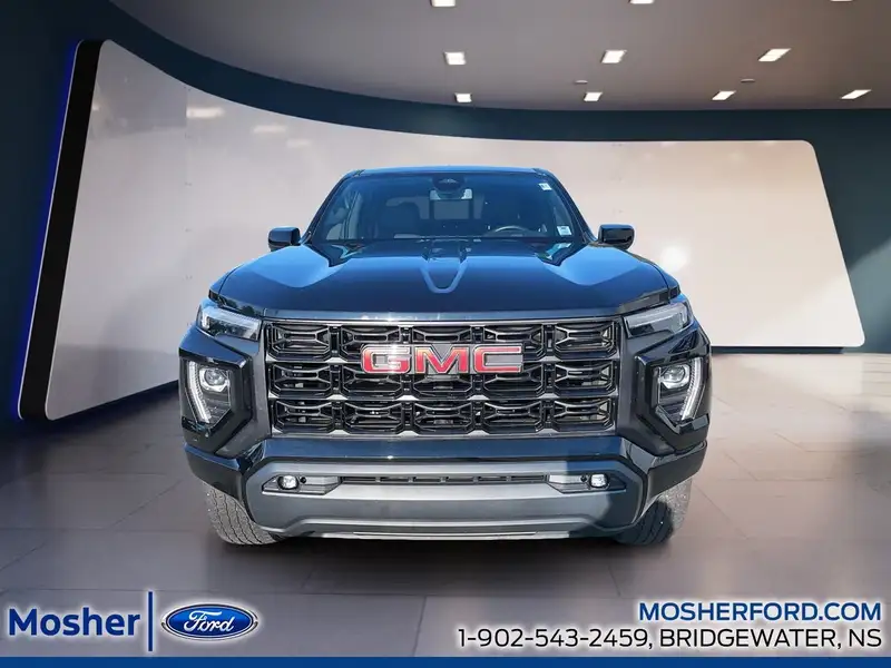 2023 GMC Canyon Elevation, černá, 38 123 km, dovoz Kanada — foto 2 z 12