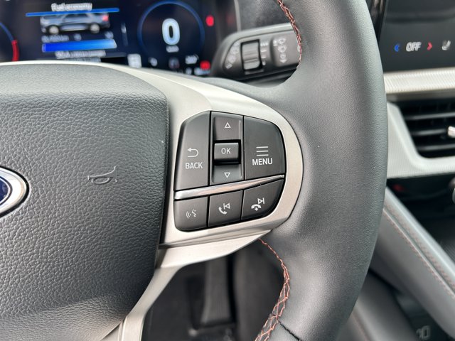 2026 Ford Explorer Active, modrá, 16 km, dovoz Kanada — foto 13 z 20