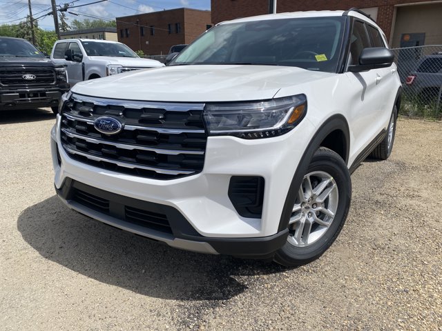 2026 Ford Explorer Active, bílá, 8 km, dovoz Kanada — foto 2 z 20