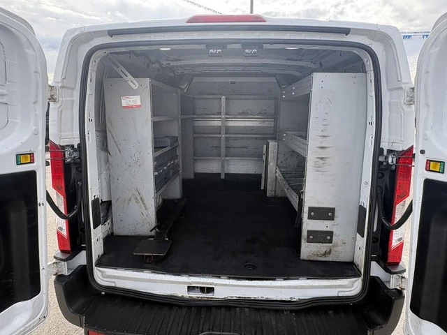 2019 Ford Transit, bílá, 94 408 km, dovoz Kanada — foto 5 z 9