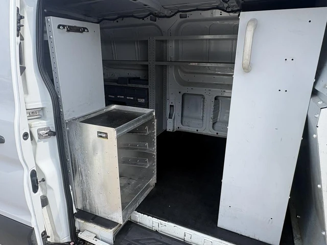 2019 Ford Transit, bílá, 94 408 km, dovoz Kanada — foto 6 z 9