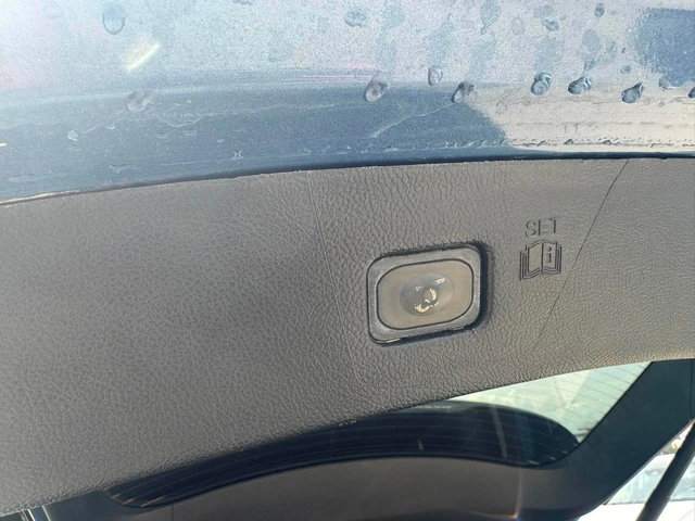 2018 Ford Edge Titanium, modrá, 162 431 km, dovoz Kanada — foto 4 z 5