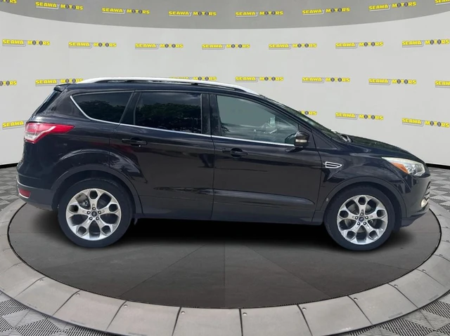 2013 Ford Escape Titanium, 185 000 km, dovoz Kanada — foto 2 z 5