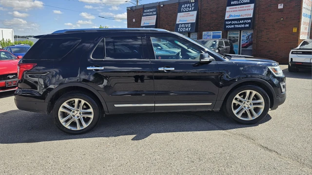 2016 Ford Explorer Limited, černá, 200 124 km, dovoz Kanada — foto 9 z 20