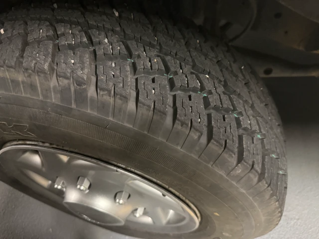 2010 Ford E-350, 106 000 km, dovoz Kanada — foto 3 z 5