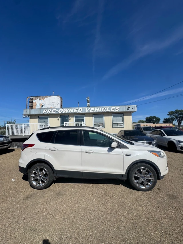 2014 Ford Escape, 136 000 km, dovoz Kanada — foto 4 z 5