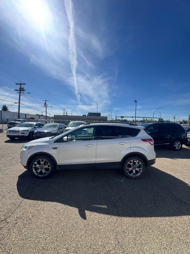 2014 Ford Escape, 136 000 km, dovoz Kanada — foto 5 z 5