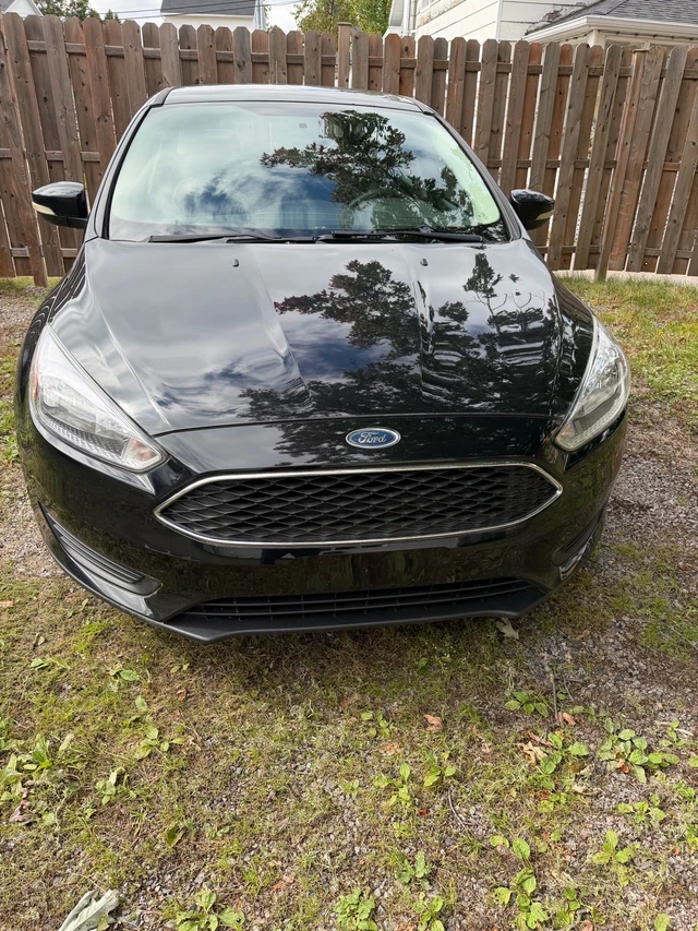 2018 Ford Focus, 35 000 km, dovoz Kanada — foto 3 z 5
