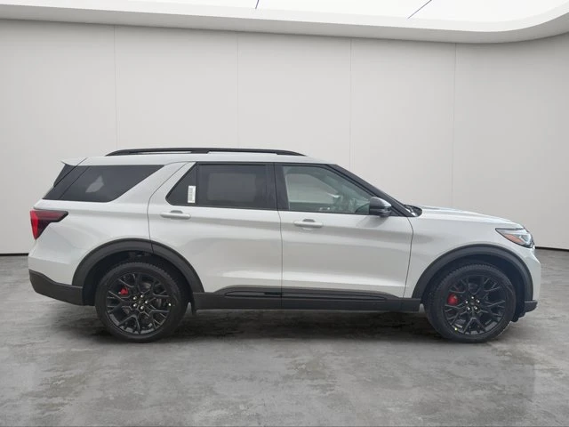 2027 Ford Explorer ST, šedá, 30 km, dovoz Kanada — foto 9 z 20