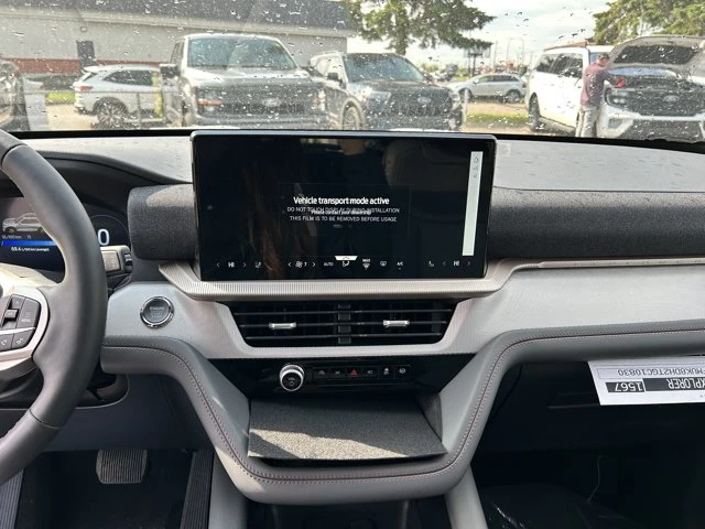 2026 Ford Explorer Active, bílá, 1 km, dovoz Kanada — foto 14 z 20