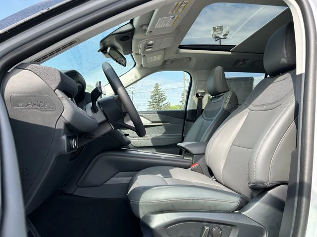 2026 Ford Explorer Active, bílá, 1 km, dovoz Kanada — foto 8 z 20