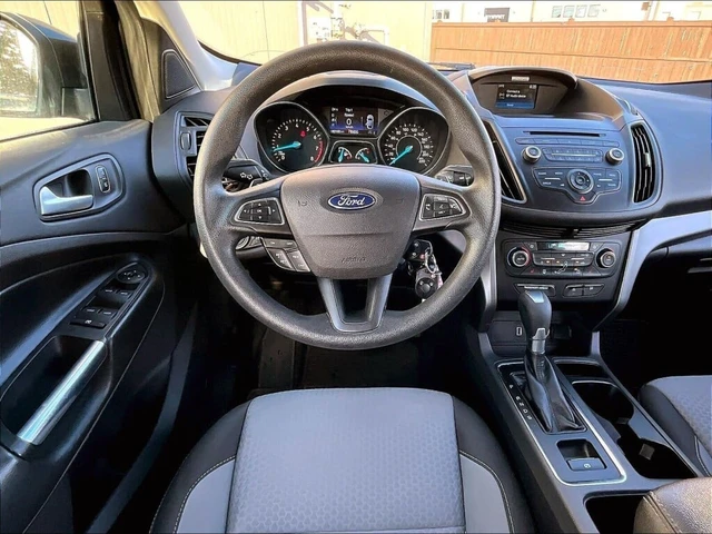2017 Ford Escape SEL, šedá, 82 121 km, dovoz Kanada — foto 5 z 20