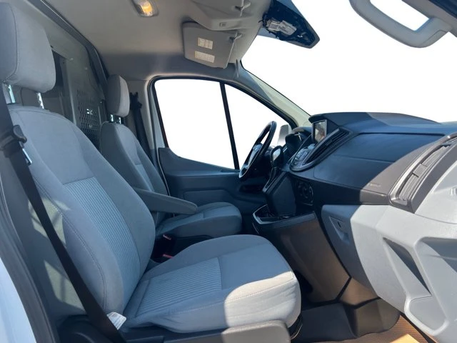 2018 Ford Transit Van, 129 728 km, dovoz Kanada — foto 14 z 17