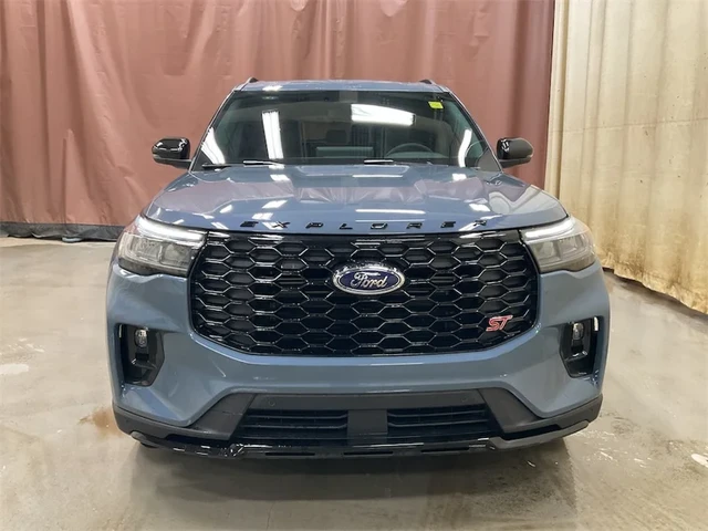 2026 Ford Explorer ST, modrá, 25 km, dovoz Kanada — foto 7 z 15