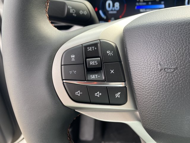 2026 Ford Explorer Active, bílá, 1 km, dovoz Kanada — foto 10 z 20