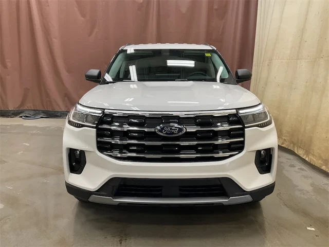 2026 Ford Explorer Active, bílá, 25 km, dovoz Kanada — foto 7 z 15