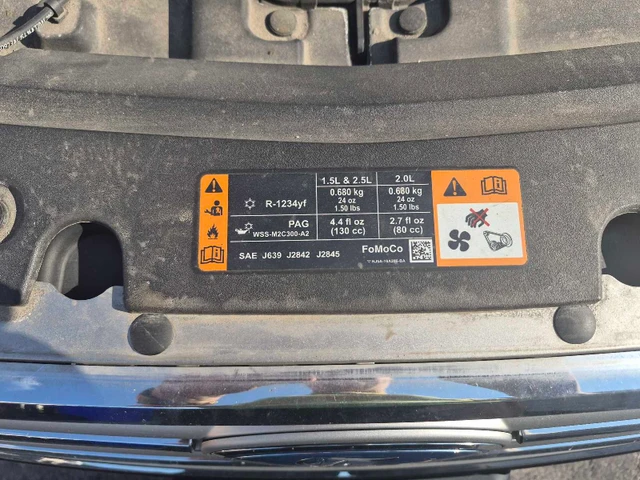 2017 Ford Escape Titanium, černá, 167 521 km, dovoz Kanada — foto 3 z 5