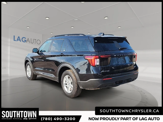 2025 Ford Explorer Active, černá, 67 180 km, dovoz Kanada — foto 4 z 16
