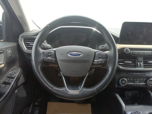 2021 Ford Escape Titanium, černá, 93 209 km, dovoz Kanada — foto 15 z 17
