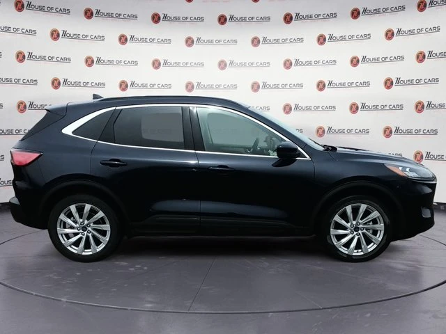 2021 Ford Escape Titanium, černá, 93 209 km, dovoz Kanada — foto 8 z 17