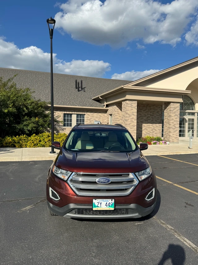 2015 Ford Edge, 155 000 km, dovoz Kanada — foto 2 z 5