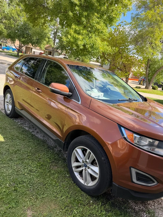 2017 Ford Edge SEL, 204 800 km, dovoz Kanada — foto 2 z 5