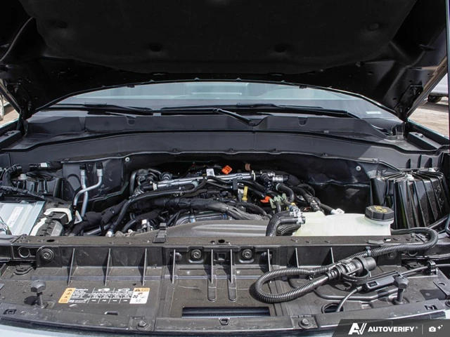2026 Ford Explorer Active, šedá, 9 km, dovoz Kanada — foto 6 z 19
