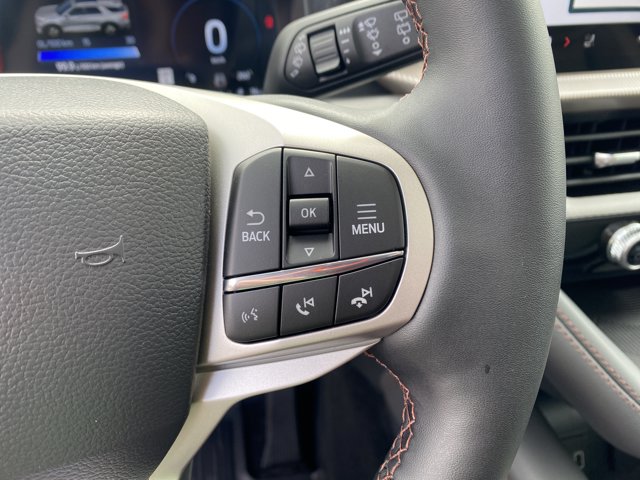 2026 Ford Explorer Active, bílá, 2 km, dovoz Kanada — foto 13 z 20