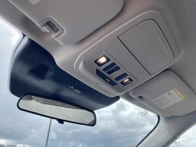 2026 Ford Explorer Active, bílá, 2 km, dovoz Kanada — foto 16 z 20