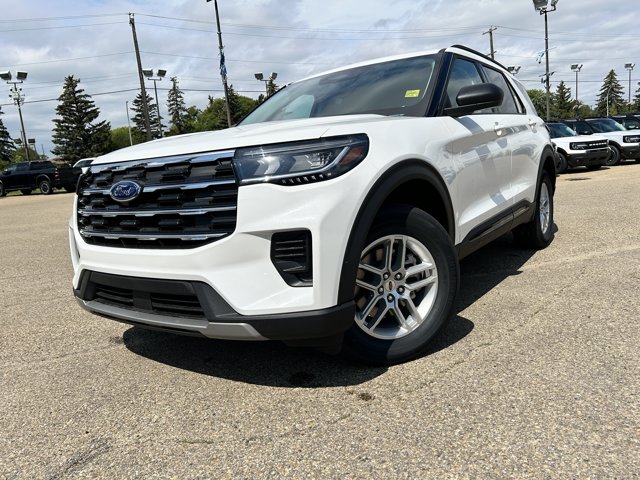 2026 Ford Explorer Active, bílá, 15 km, dovoz Kanada — foto 2 z 20